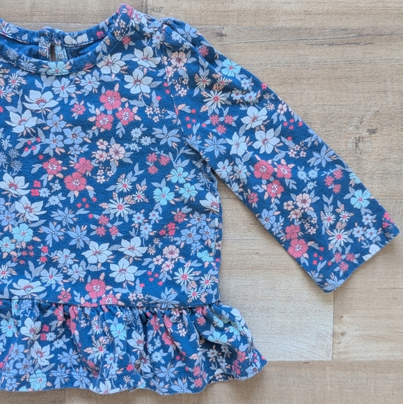 babyGAP Floral Peplum Top with Heather Blue Lace Trim Leggings Set - Size 6-12M - Picture 5 of 11